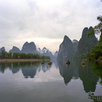 黑海突发！土耳其一油轮遭袭，剧烈爆炸！油价拉升，亚太市场集体调整